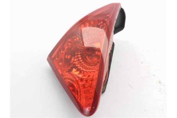 Recambio de piloto porton trasero izquierdo para peugeot 3008 1.6 hdi referencia OEM IAM 6350HE 9683461080 