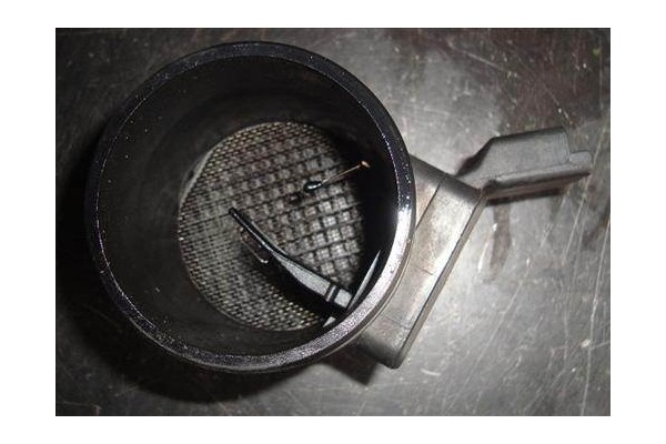 Recambio de caudalimetro para citroen xsara berlina 2.0 hdi 90 referencia OEM IAM 9628336380 5WK9623 