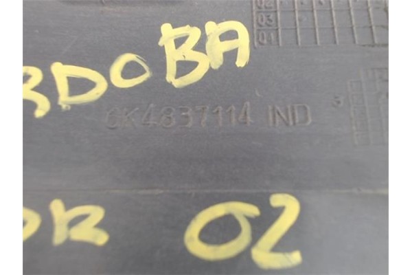 Recambio de manilla int. puerta trasero derecha para seat cordoba berlina (6k2) 1.9 d referencia OEM IAM 6K4837114 T4837114 