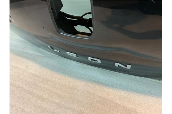 Recambio de porton trasero para seat leon (1p1) referencia OEM IAM   