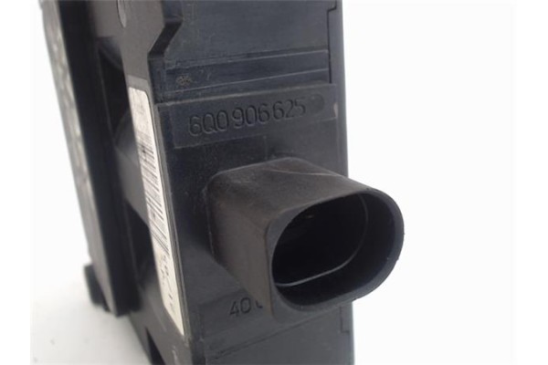 Recambio de valvula aire adicional para seat ibiza (6l1) 1.9 tdi referencia OEM IAM 6Q0906625  