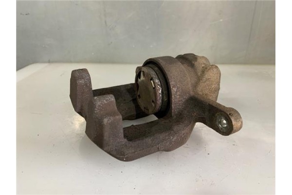 Recambio de pinza freno delantero izquierda para peugeot 3008 1.6 hdi referencia OEM IAM 4401N8  