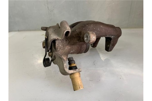 Recambio de pinza freno trasero derecha para peugeot 3008 1.6 hdi referencia OEM IAM 1651764580  