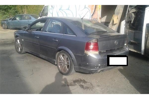 opel vectra c berlina (2002) del año 