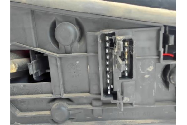 Recambio de piloto trasero derecho para peugeot 306 3/5 pt. (s1) referencia OEM IAM   