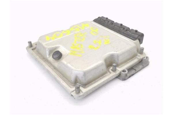 Recambio de centralita para renault master (xdo) 2.2d dci 99cv referencia OEM IAM 8200106111 0281010320 
