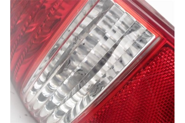 Recambio de piloto trasero izquierdo para hyundai matrix (fc) referencia OEM IAM  92401170 