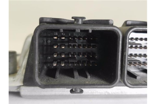 Recambio de centralita para renault master (xdo) 2.2d dci 99cv referencia OEM IAM 8200106111 0281010320 