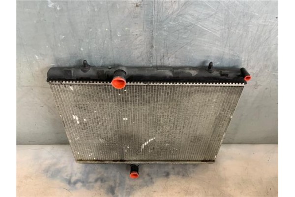 Recambio de radiador para peugeot 3008 1.6 hdi referencia OEM IAM 1330W2  