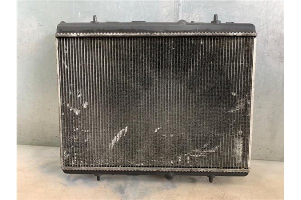 Recambio de radiador para peugeot 3008 1.6 hdi referencia OEM IAM 1330W2  