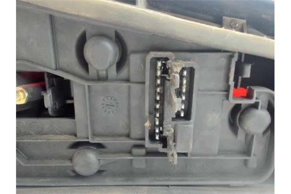 Recambio de piloto trasero derecho para peugeot 306 3/5 pt. (s1) referencia OEM IAM   