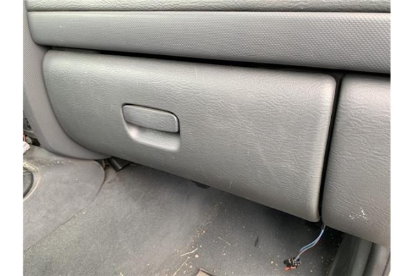 Recambio de guantera salpicadero para jeep cherokee (kj) 2.8 crd extreme referencia OEM IAM ZE71XDHAB Recambio de guantera salpicadero para jeep cherokee (kj) 2.8 crd extreme referencia OEM IAM ZE71XDHAB
