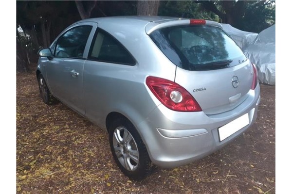 opel corsa d del año 2009