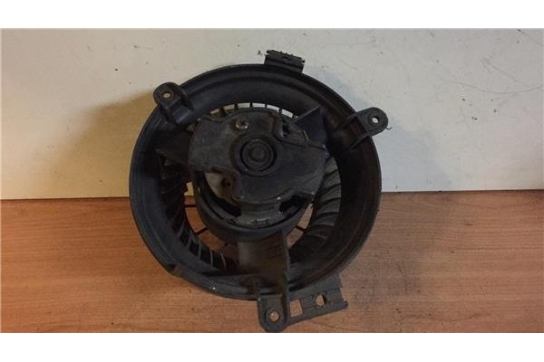 Recambio de motor calefaccion para mercedes-benz clase e (bm 124) berlina 2.5 d 250 (124.125) referencia OEM IAM   