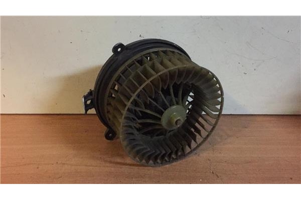 Recambio de motor calefaccion para mercedes-benz clase e (bm 124) berlina 2.5 d 250 (124.125) referencia OEM IAM   