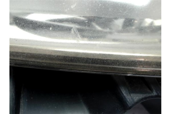 Recambio de faro delantero izquierdo para renault megane ii berlina 5p referencia OEM IAM 8200073220F 89306990 