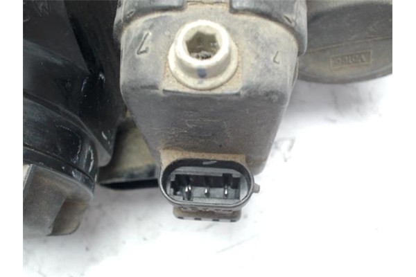 Recambio de faro delantero izquierdo para renault megane ii berlina 5p referencia OEM IAM 8200073220F 89306990 