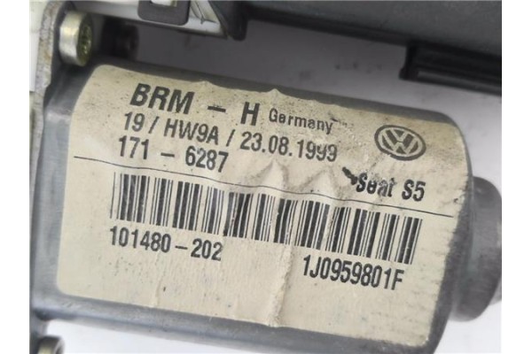 Recambio de bomba freno para volkswagen polo v (6r1) 1.0 referencia OEM IAM 6R0611301A  