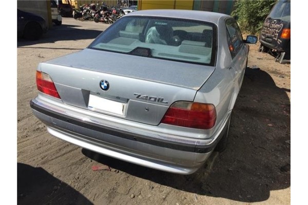 bmw serie 7 (e38) del año 1998