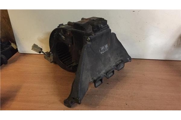 Recambio de radiador calefaccion para nissan patrol gr (y60) 2.8 slx corto td referencia OEM IAM  44031C1130 