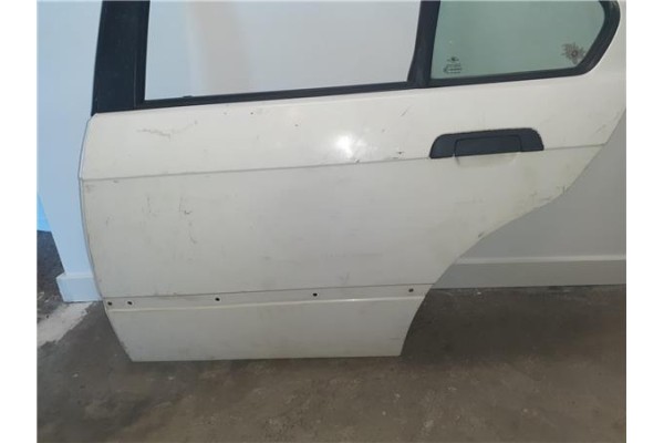 Recambio de puerta trasero izquierda para bmw serie 3 berlina (e36) 1.8 318i referencia OEM IAM 41528185427  