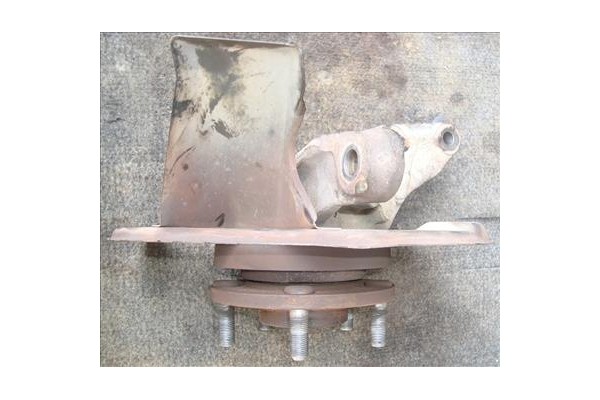 Recambio de mangueta delantero izquierda para nissan vanette cargo (hc23) 2.3 d referencia OEM IAM 400159C501  