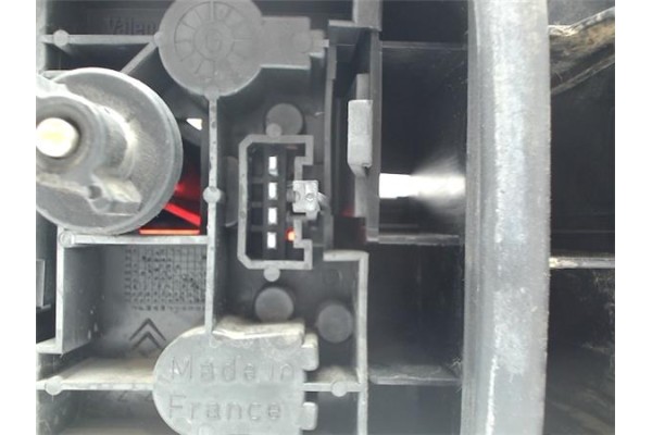 Recambio de piloto trasero izquierdo para citroen xantia berlina referencia OEM IAM 6350K2  