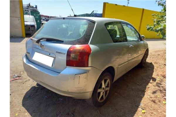 toyota corolla (e12) del año 2002