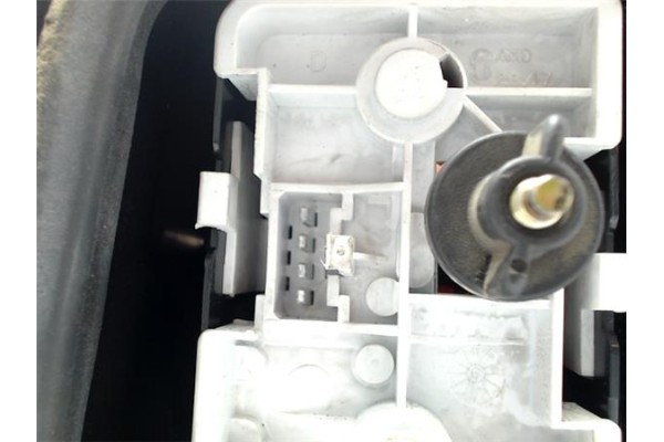 Recambio de piloto trasero derecho para citroen xantia berlina referencia OEM IAM 6351K2  