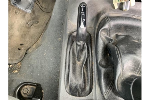 Recambio de palanca de cambio para jeep cherokee (kj) 2.8 crd extreme referencia OEM IAM 52128821AE  