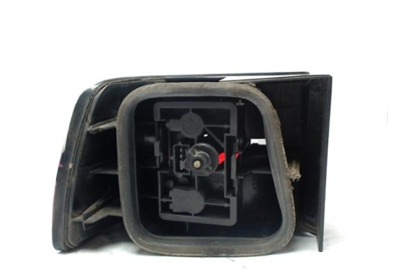 Recambio de piloto trasero derecho para citroen xantia berlina referencia OEM IAM   