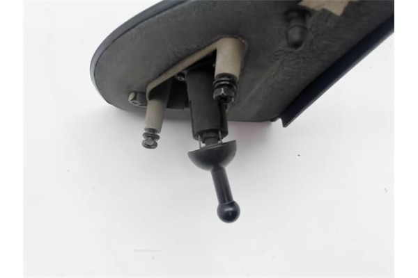 Recambio de retrovisor derecho para chevrolet kalos referencia OEM IAM   