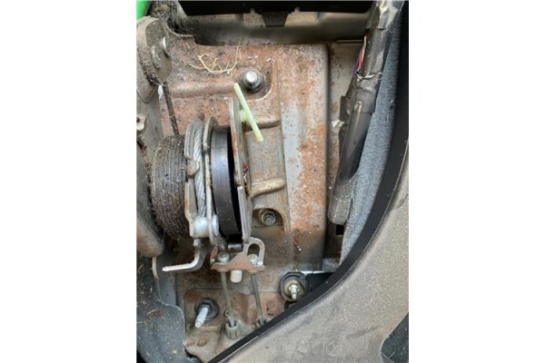 Recambio de palanca freno de mano para jeep cherokee (kj) 2.8 crd extreme referencia OEM IAM 52128860AC  