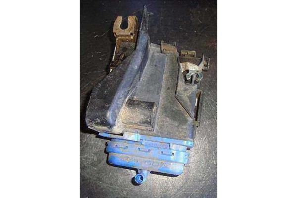 Recambio de cierre electromagnetico trasero derecho para audi a4 berlina (b5) 1.8 t referencia OEM IAM 8D1837015F  