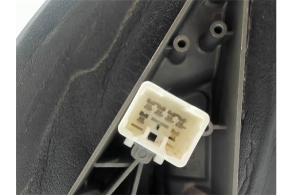 Recambio de retrovisor electrico derecho para chevrolet kalos referencia OEM IAM   