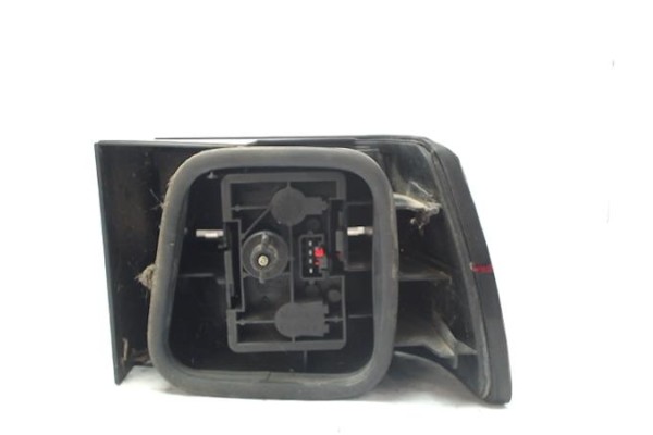 Recambio de piloto trasero izquierdo para citroen xantia berlina referencia OEM IAM 6350K2 20076 