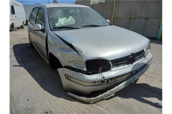 volkswagen golf iv berlina (1j1) del año 2001