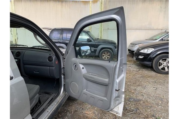 Recambio de puerta delantero derecha para jeep cherokee (kj) 2.8 crd extreme referencia OEM IAM 55176890AI  