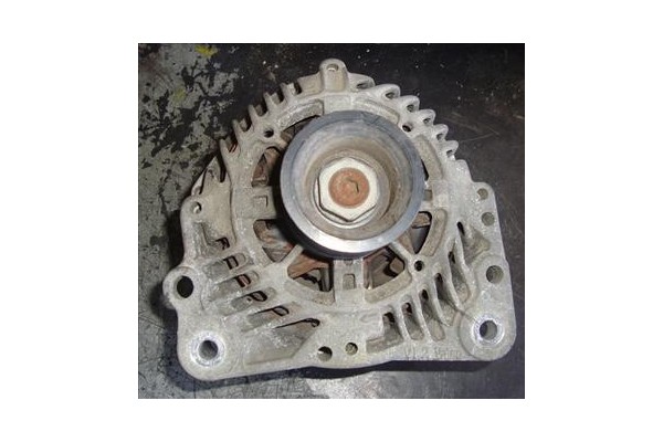 Recambio de alternador para volkswagen golf iii (1h1) 1.6 referencia OEM IAM 037903023G A13VI124 