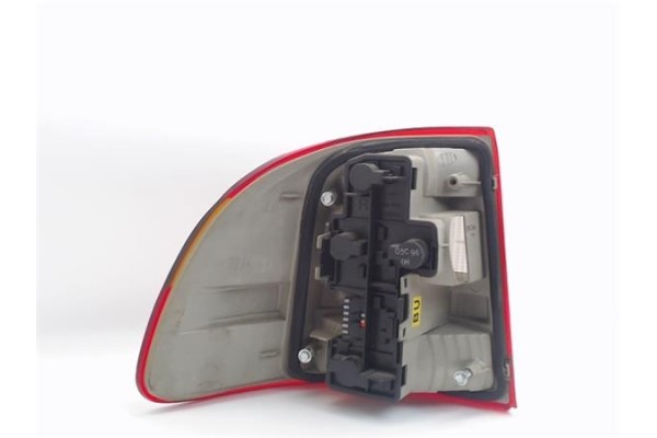 Recambio de piloto trasero derecho para opel astra f berlina referencia OEM IAM   