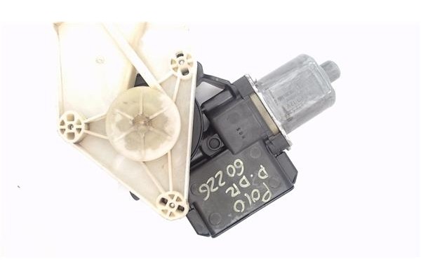 Recambio de elevalunas electrico delantero derecho para volkswagen polo v (6r1) 1.0 referencia OEM IAM 6R0959802BE  