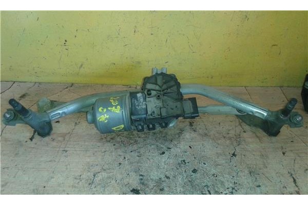 Recambio de motor limpiaparabrisas delantero para peugeot 207 1.6 hdi referencia OEM IAM 0390241540  
