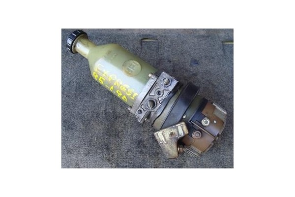 Recambio de bomba servodireccion para renault express furgón (f40_, g40_) 1.6 d (f404) referencia OEM IAM  HPI  Recambio de bomba servodireccion para renault express furgón (f40_, g40_) 1.6 d (f404) referencia OEM IAM  HPI