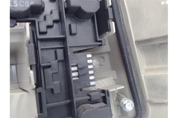 Recambio de piloto trasero izquierdo para opel astra f berlina referencia OEM IAM   