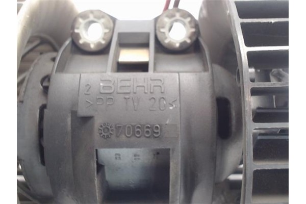 Recambio de motor calefaccion para bmw serie 3 berlina (e46) referencia OEM IAM 70669  