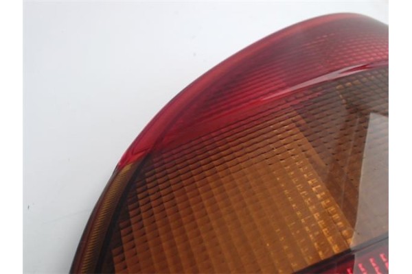 Recambio de piloto trasero izquierdo para opel astra f berlina referencia OEM IAM   