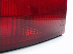 Recambio de piloto trasero izquierdo para opel vectra b berlina referencia OEM IAM 90568047  