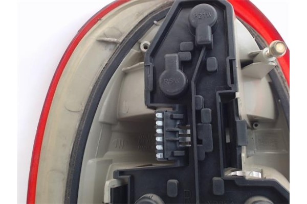 Recambio de piloto trasero derecho para opel corsa b referencia OEM IAM   