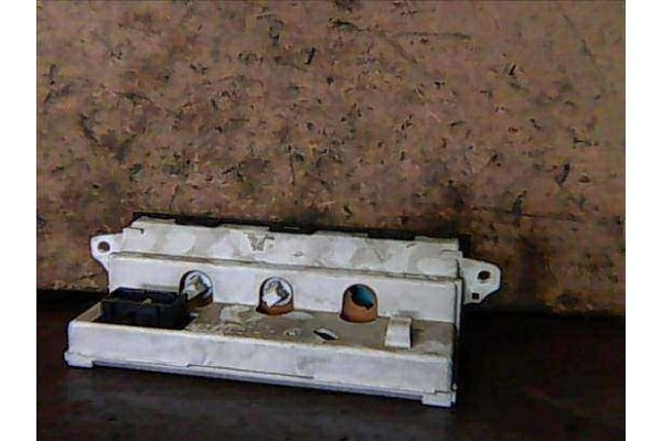 Recambio de reloj horario para citroen xsara berlina (1997) 2.0 hdi 109 referencia OEM IAM 9643823677G02 21670939 