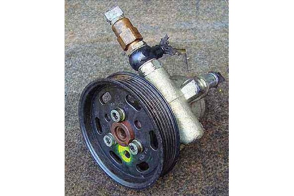 Recambio de bomba servodireccion para volkswagen golf iv berlina (1j1) 1.6 referencia OEM IAM 1J0422154C 2606369 